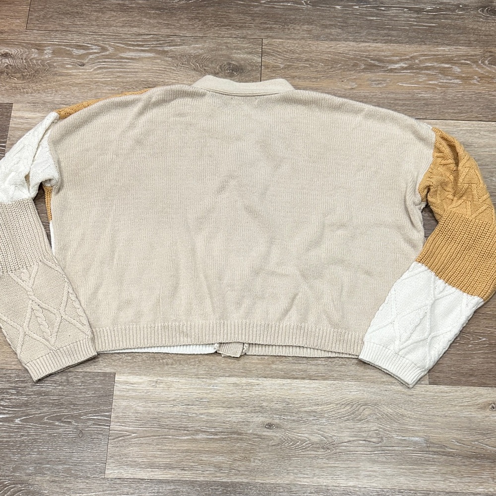 Mi Ami Colorblock Cardigan Sweater - Picture 7 of 11